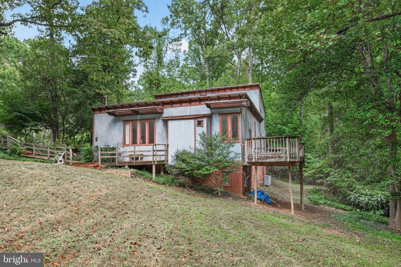 10708 Meadowood Drive - Photo 1