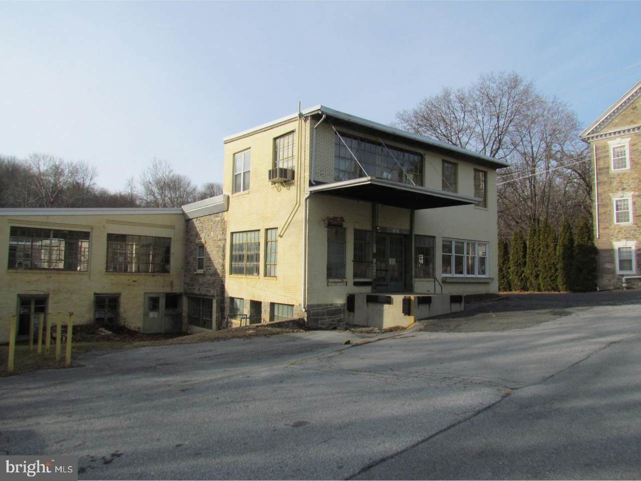 500 Parkview Road - Photo 1