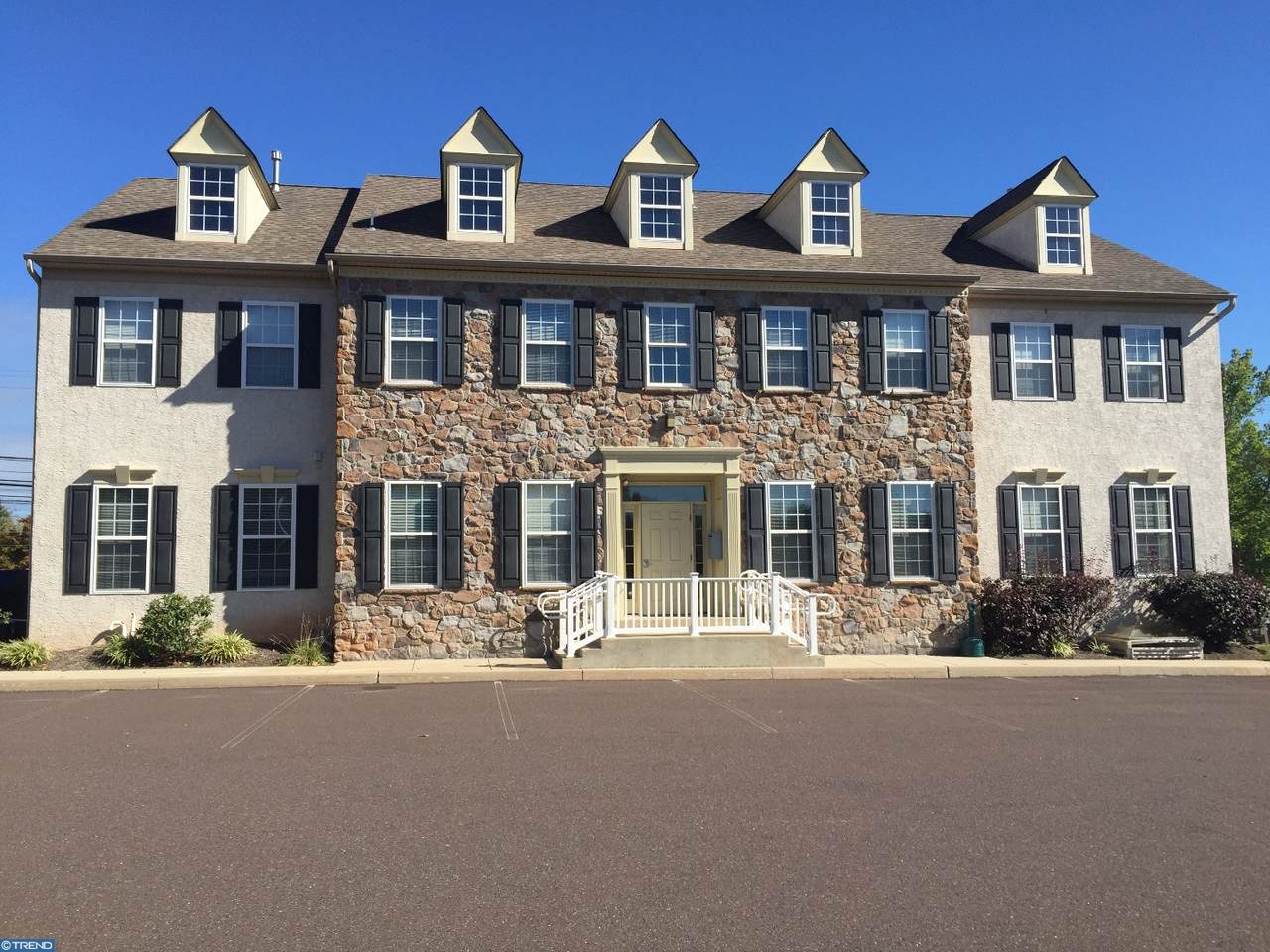 350 Main Street - Photo 1