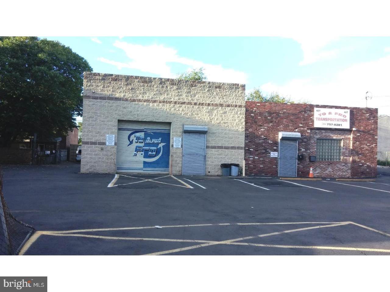 423-433 Walnut Street - Photo 1