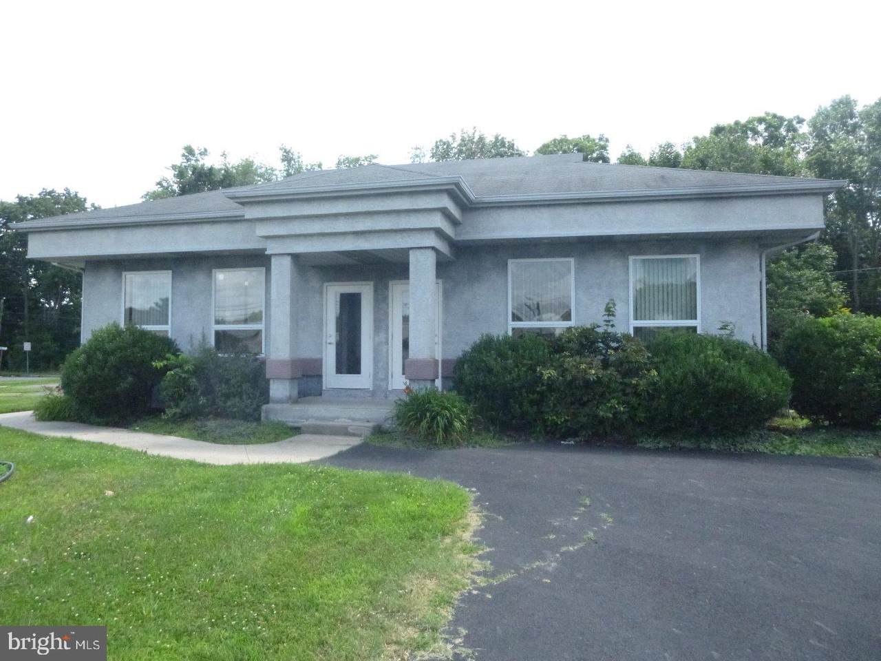 1120 Main Street - Photo 1