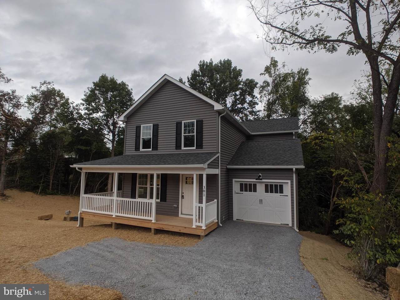 309 Rollason - Photo 1