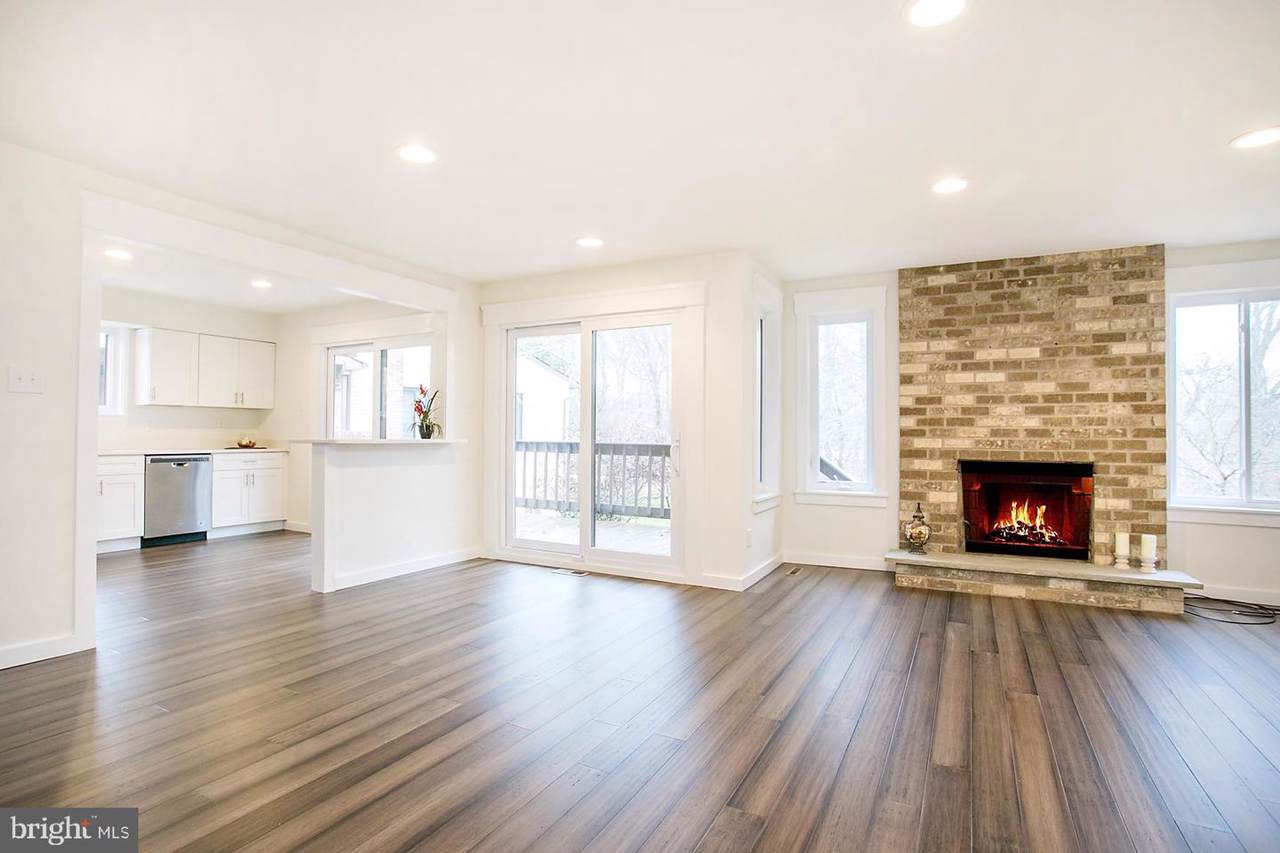 2800 Jefferson Court - Photo 1