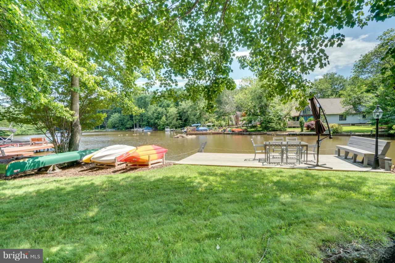 102 Harrison Circle - Photo 1