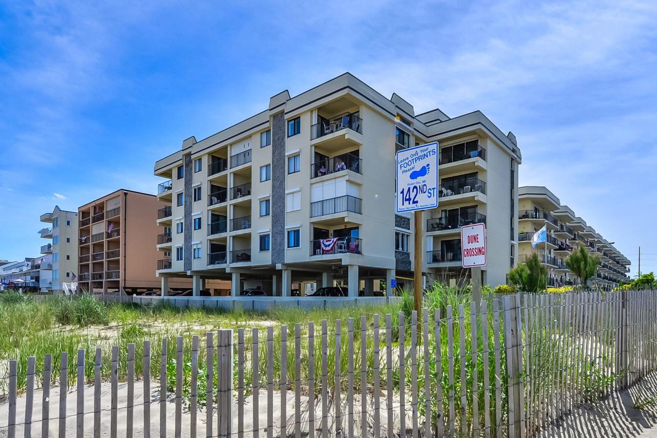 14108 Wight Street - Photo 1