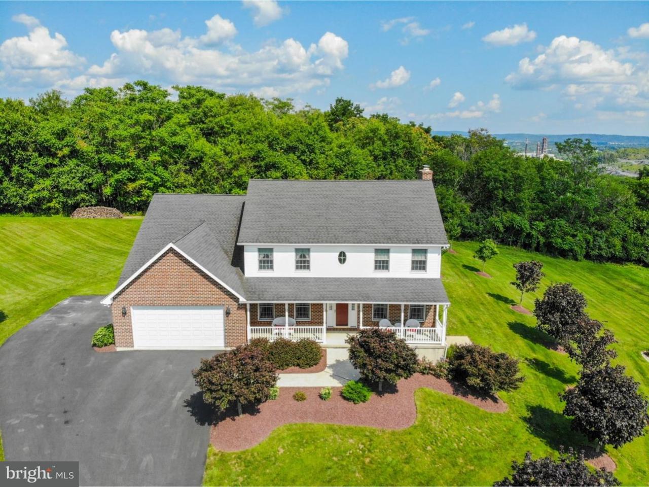 569 City View Drive - Photo 1