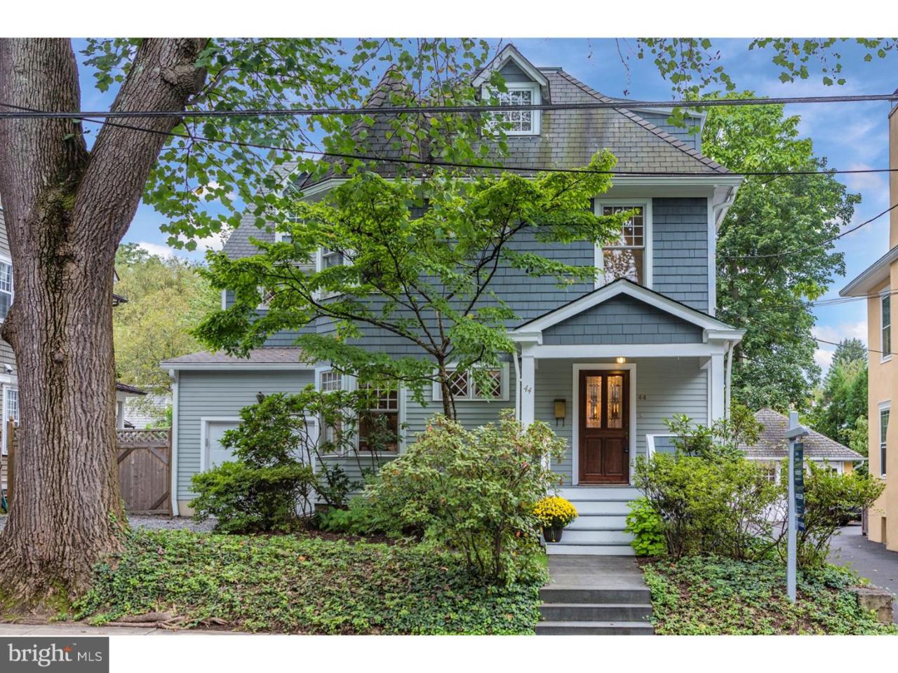 44 Maple Street - Photo 1