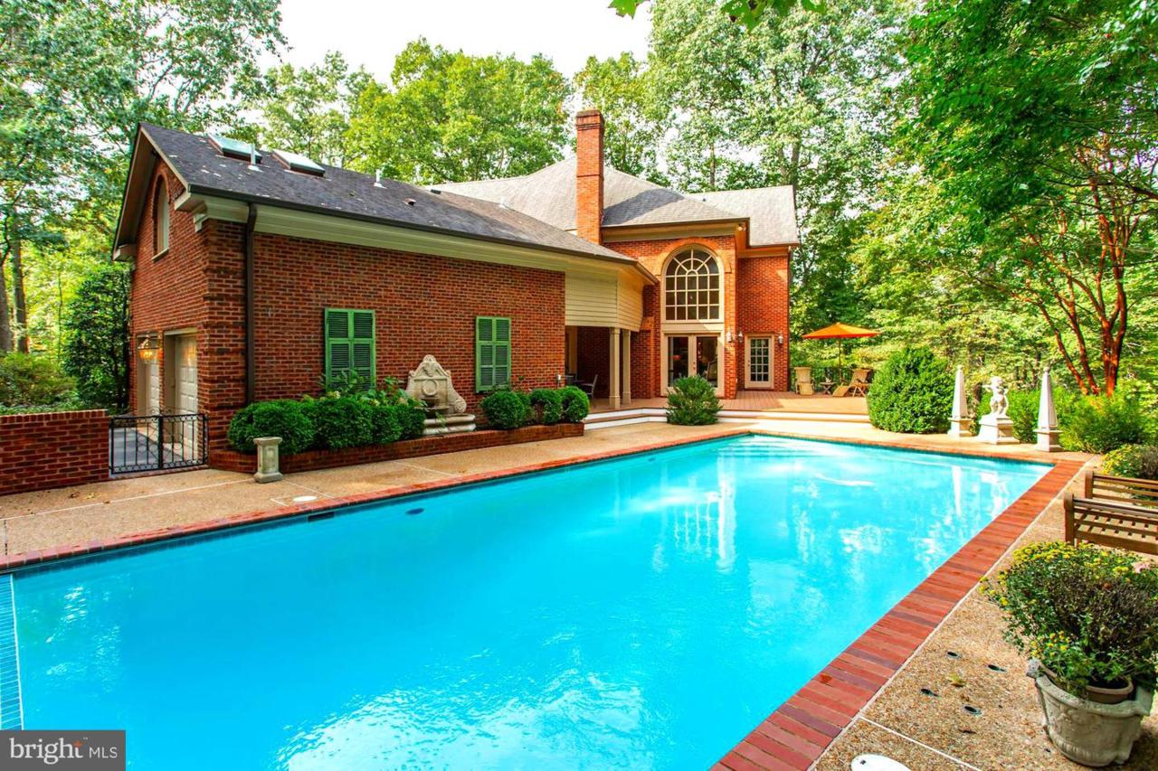 8702 Old Dominion Drive - Photo 1