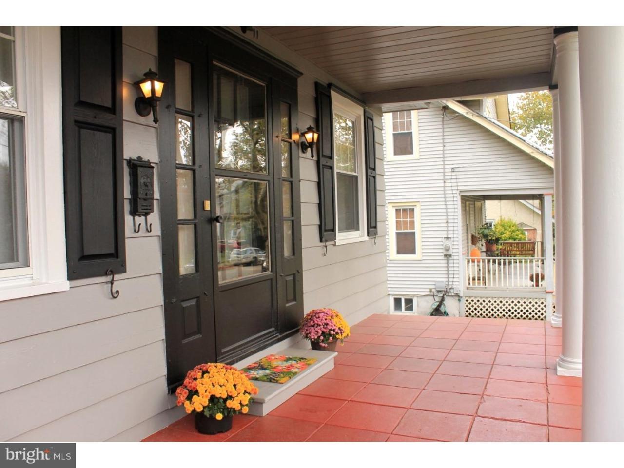 6711 Collins Avenue - Photo 1