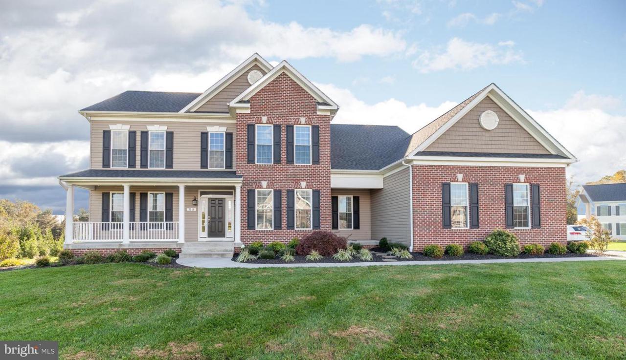 2110 Waverly Drive - Photo 1