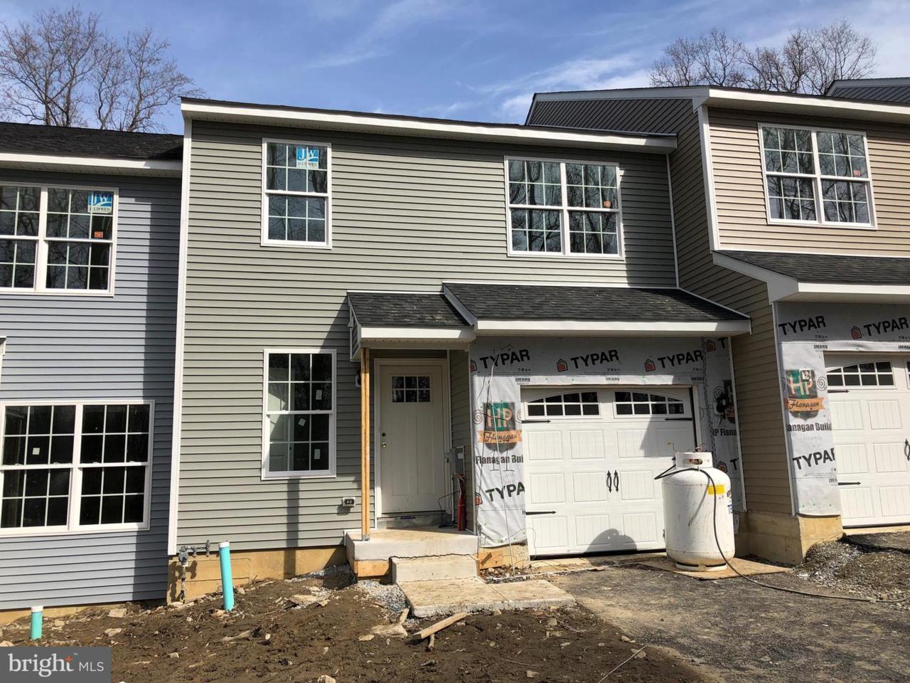 4 Graham Drive - Photo 1