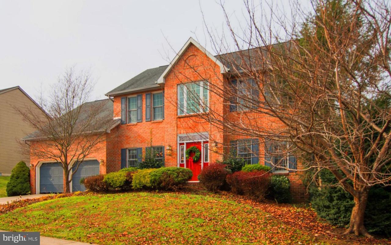 578 James Drive - Photo 1