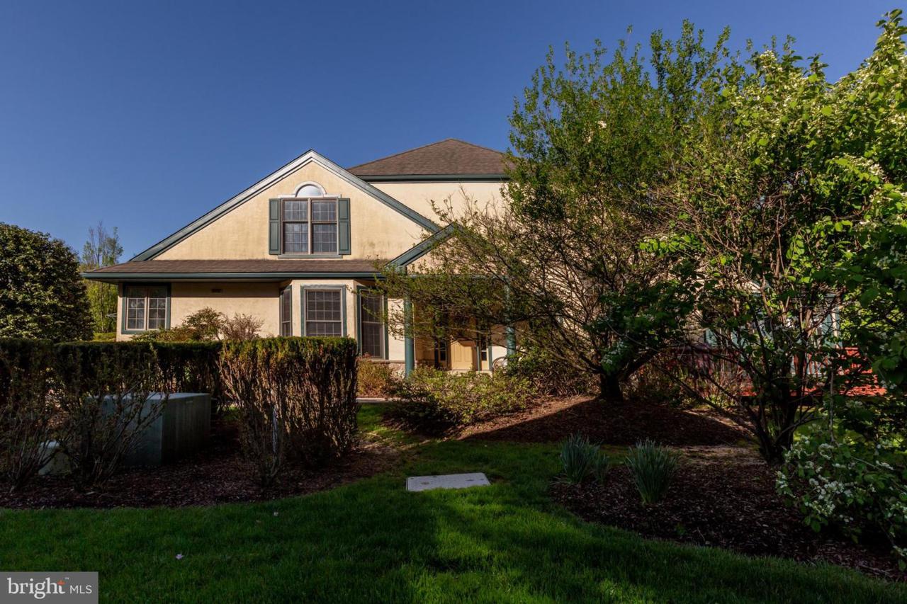 1574 Vassar Court - Photo 1