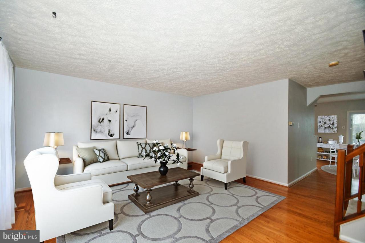 10 Hobb Court - Photo 1