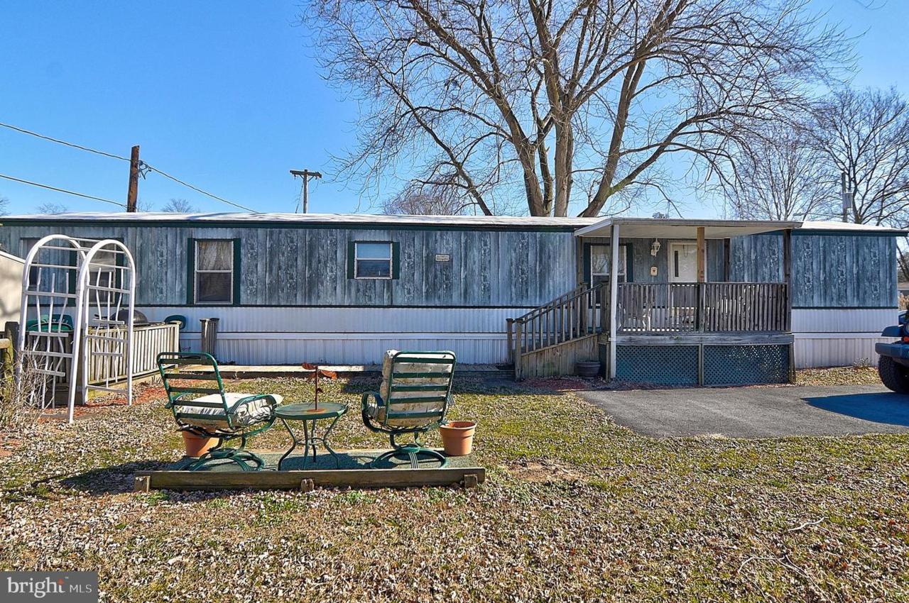 16309 Grandview Street - Photo 1