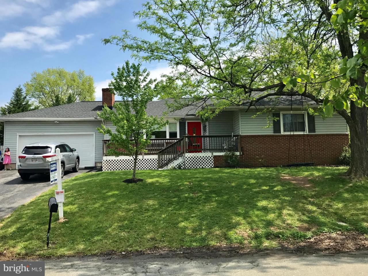 1947 Bell Avenue - Photo 1