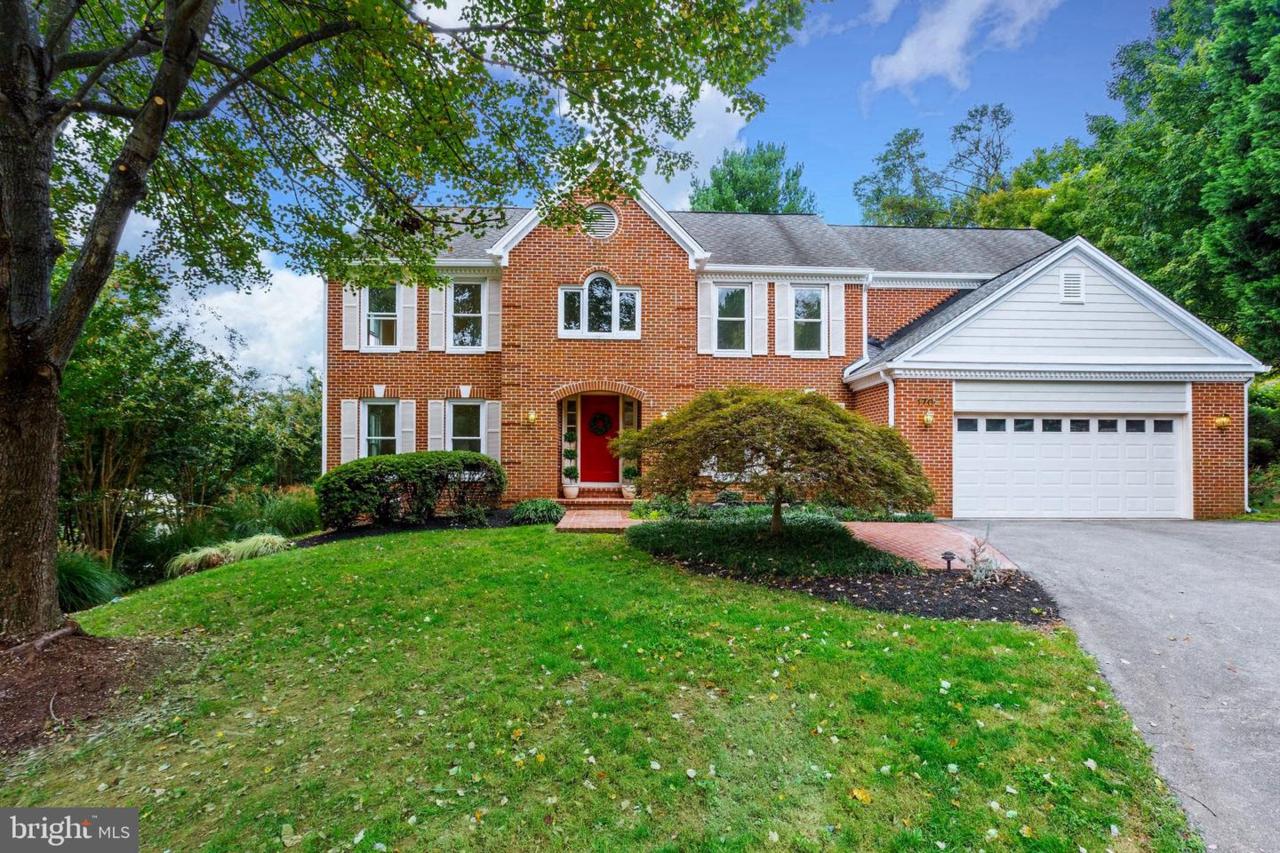 1702 Chesterbrook Vale Court - Photo 1