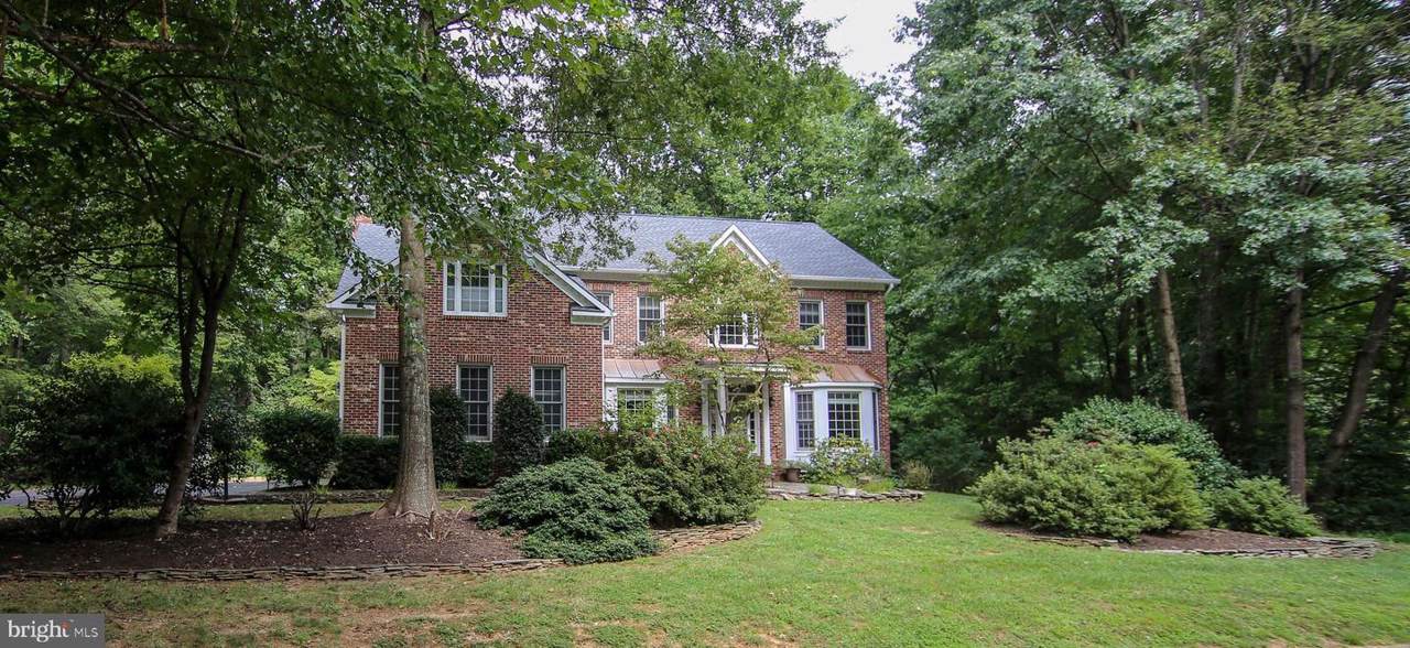 3103 Pine Oaks Way - Photo 1