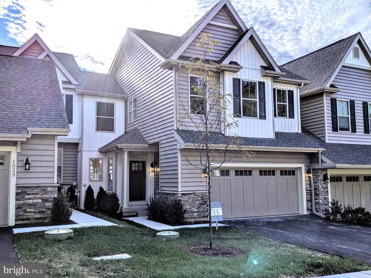 1025 James Walter Way - Photo 1