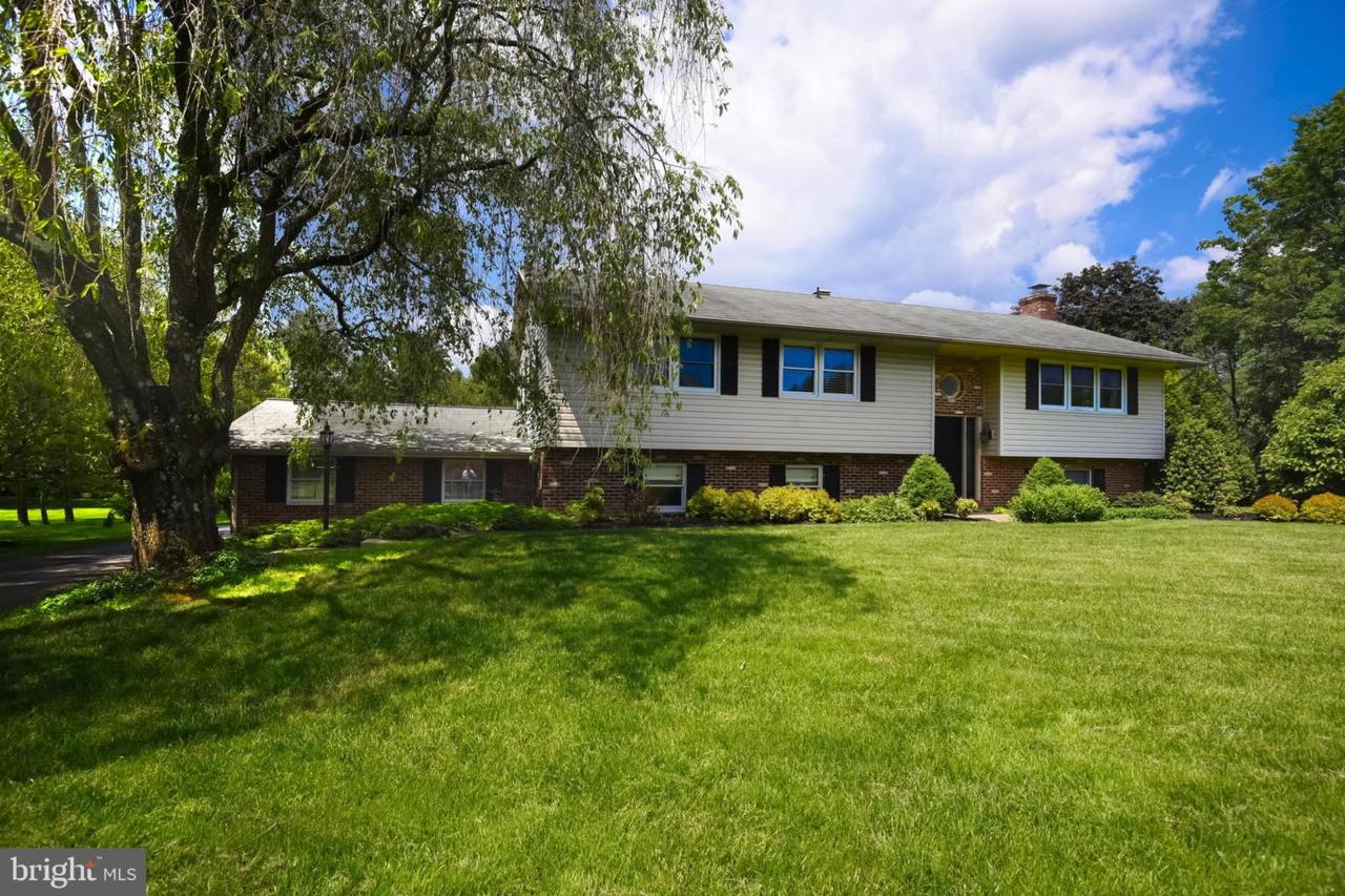 4 Marmaduke Court - Photo 1