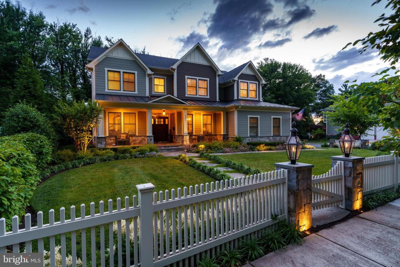 301 Niblick Drive - Photo 1
