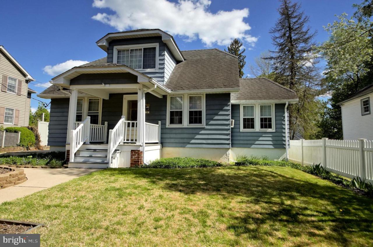 39 Lafayette Avenue - Photo 1