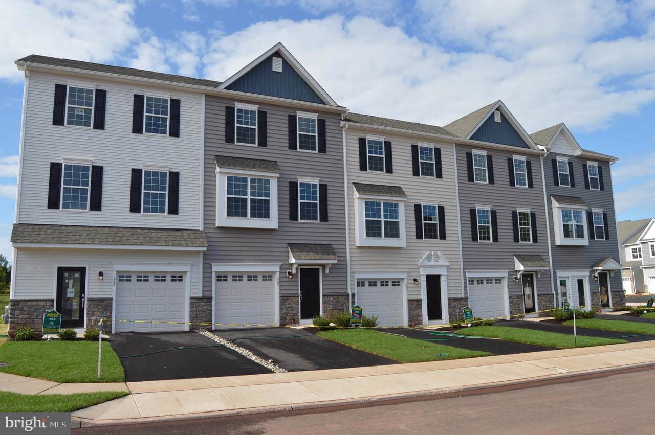 233 Spring Lane - Photo 1