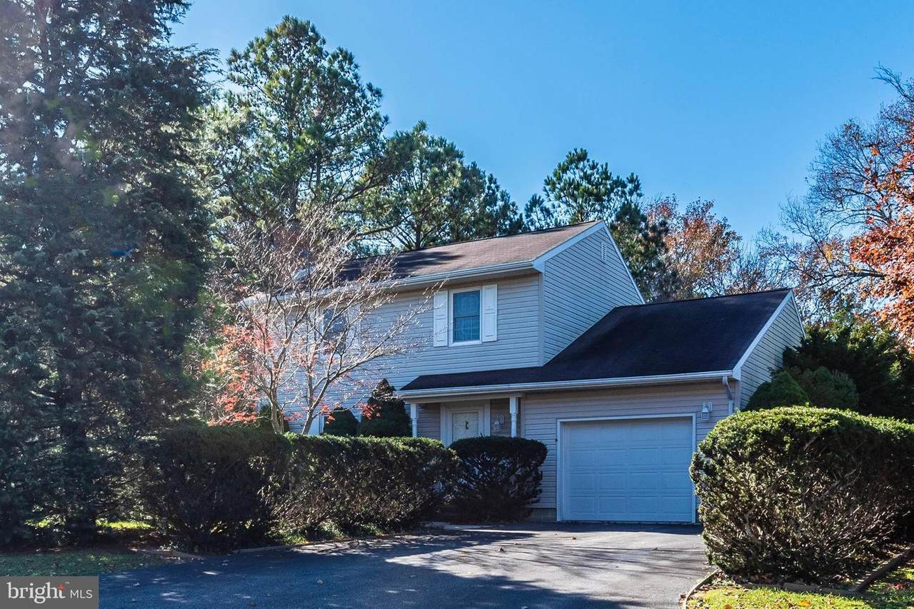 23 Manor Drive - Photo 1
