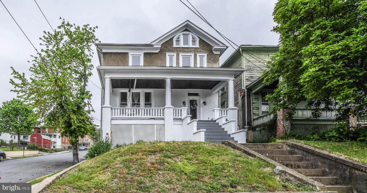 533 Potomac Street - Photo 1