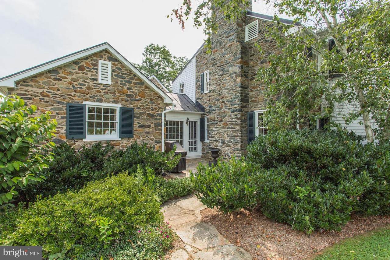 9092 John Mosby Highway - Photo 1