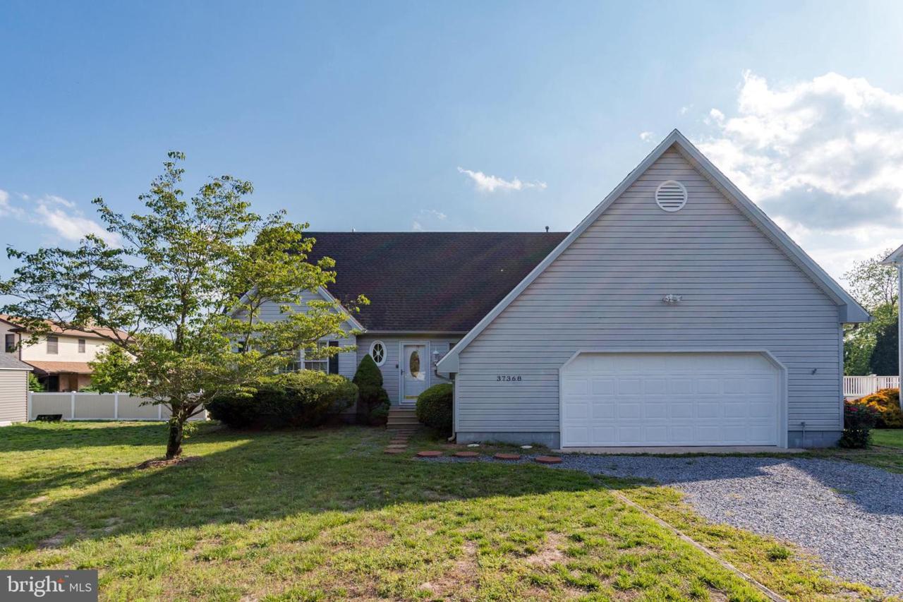 37368 Main Street - Photo 1