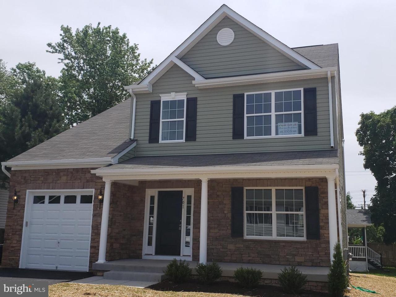 701 Dorsey Avenue - Photo 1