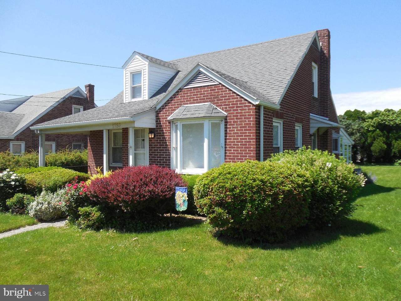 1753 Wallace Street - Photo 1