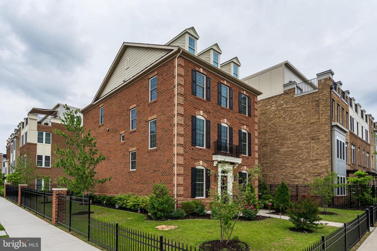 1117 Monroe Street - Photo 1