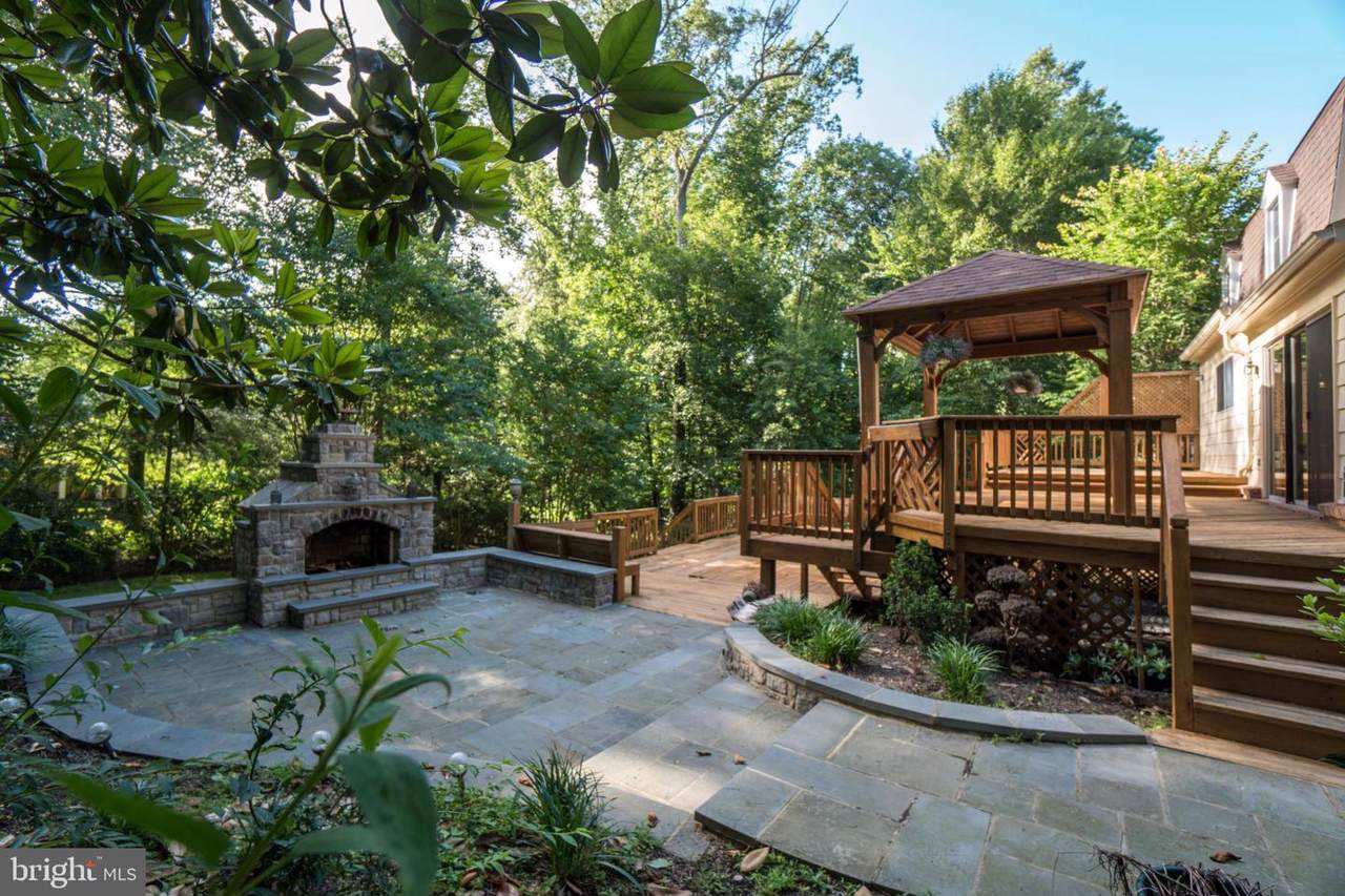 11908 Hunting Ridge Court - Photo 1