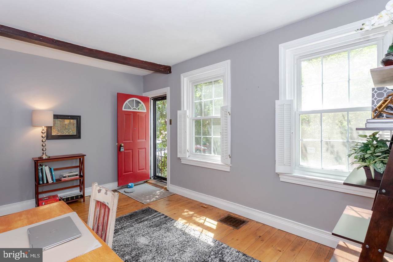 207 Union Street - Photo 1