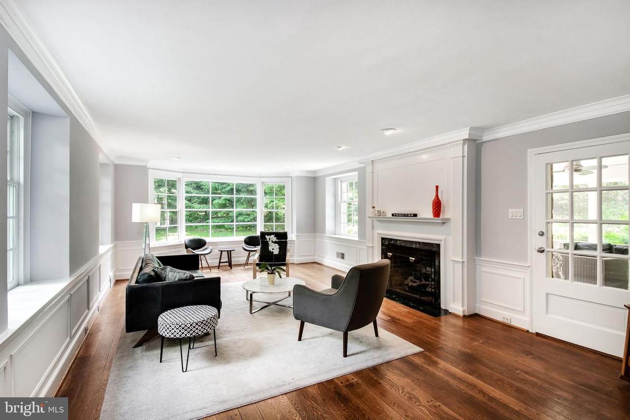 340 Woodbine Avenue - Photo 1