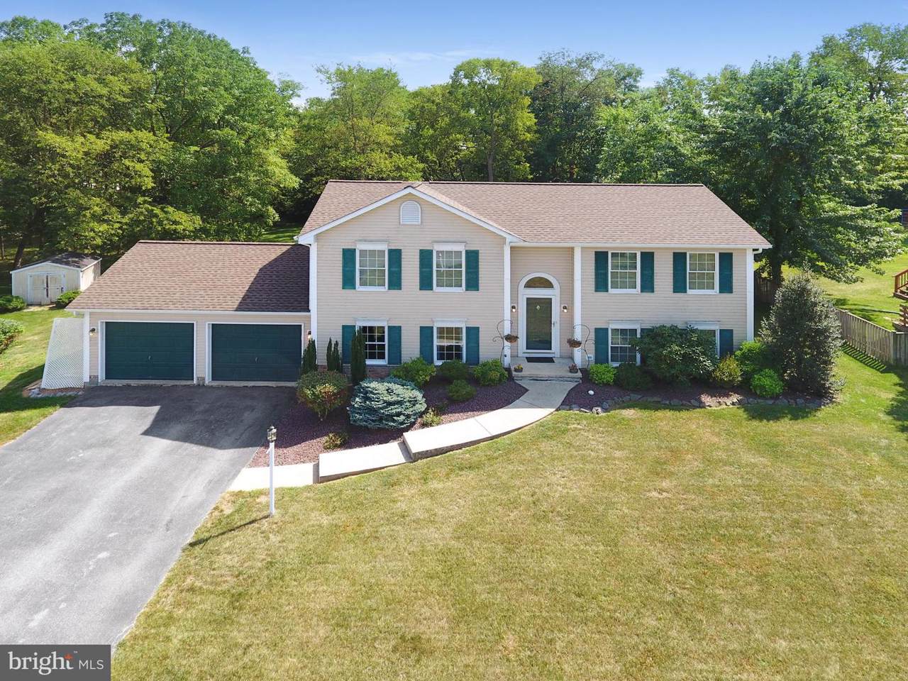 19677 Marigold Drive - Photo 1