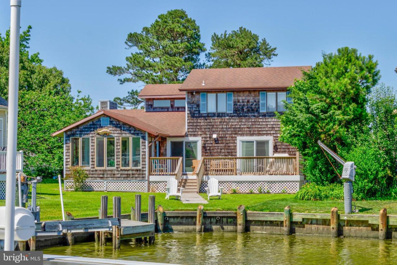 4 Ebb Tide Court - Photo 1