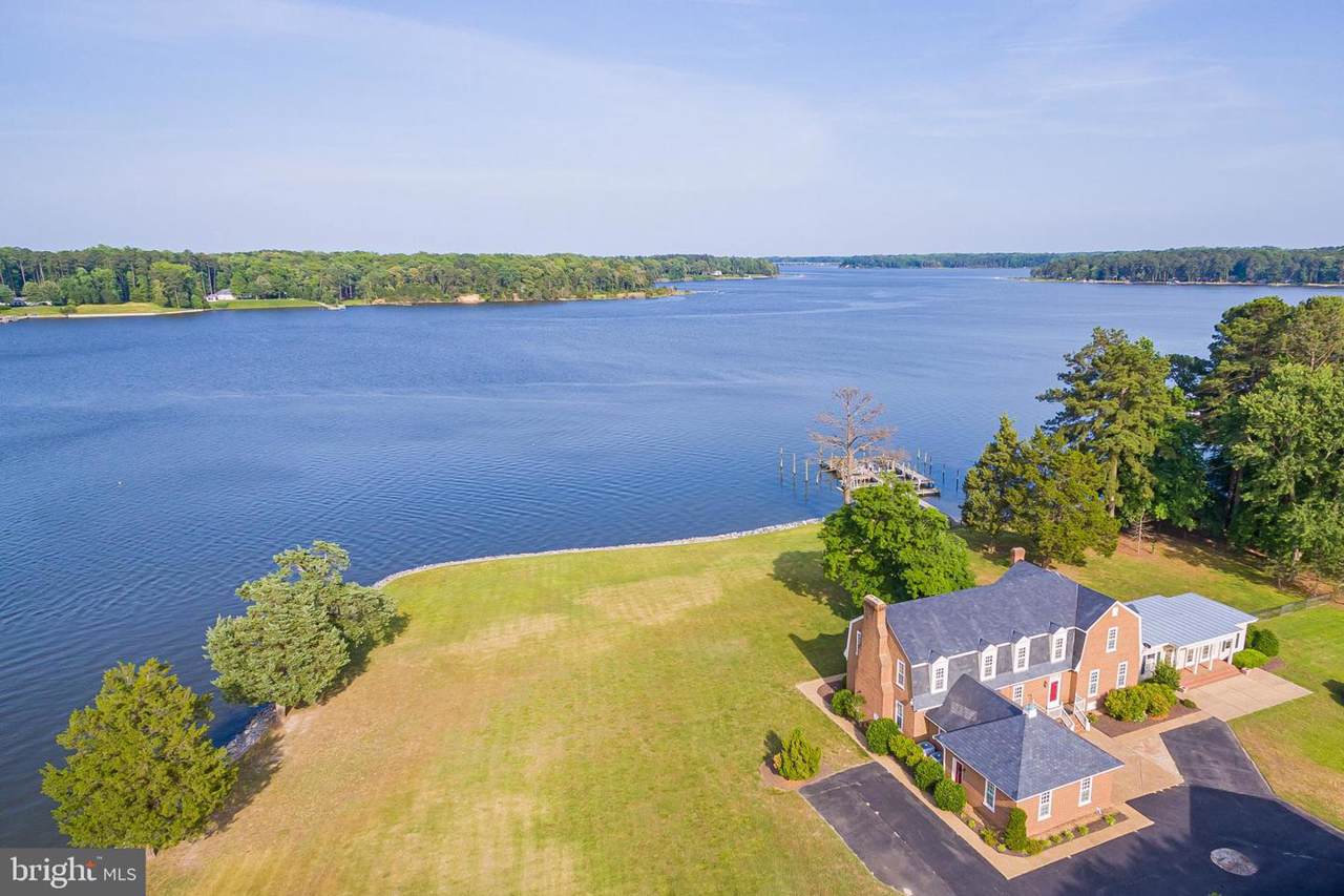 8331 HIGHVIEW Drive - Photo 1