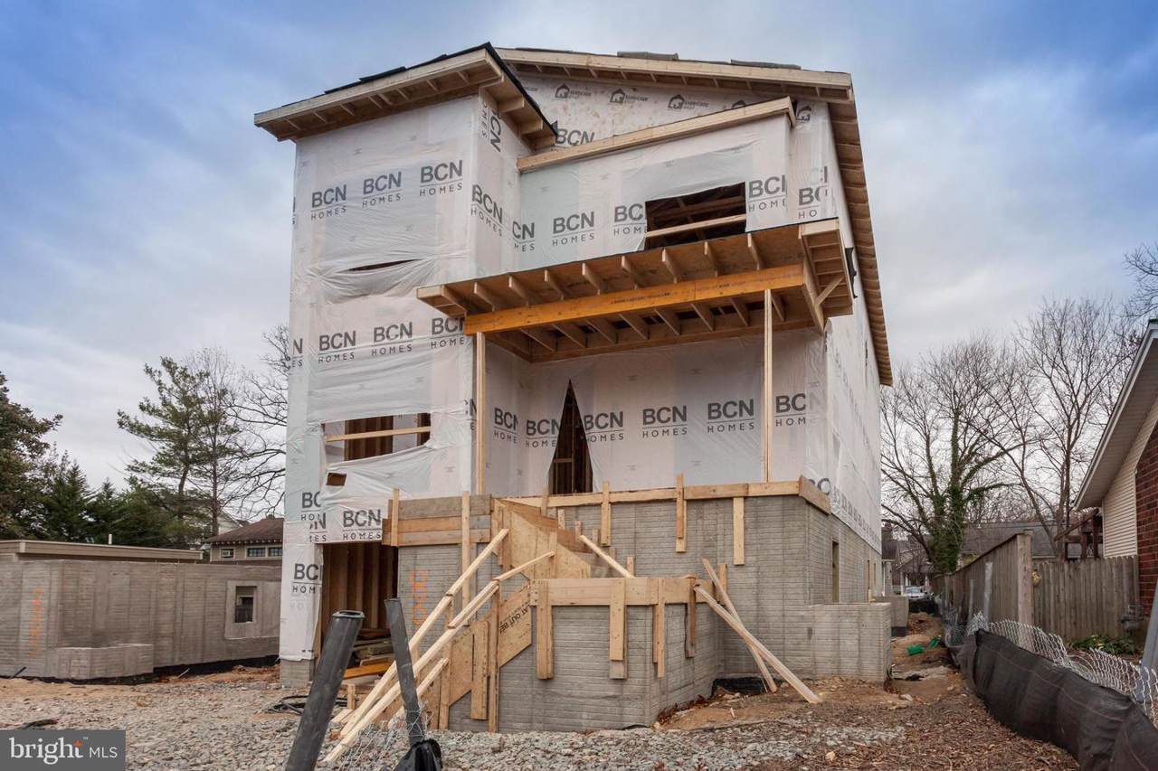801 Daniel Street - Photo 1