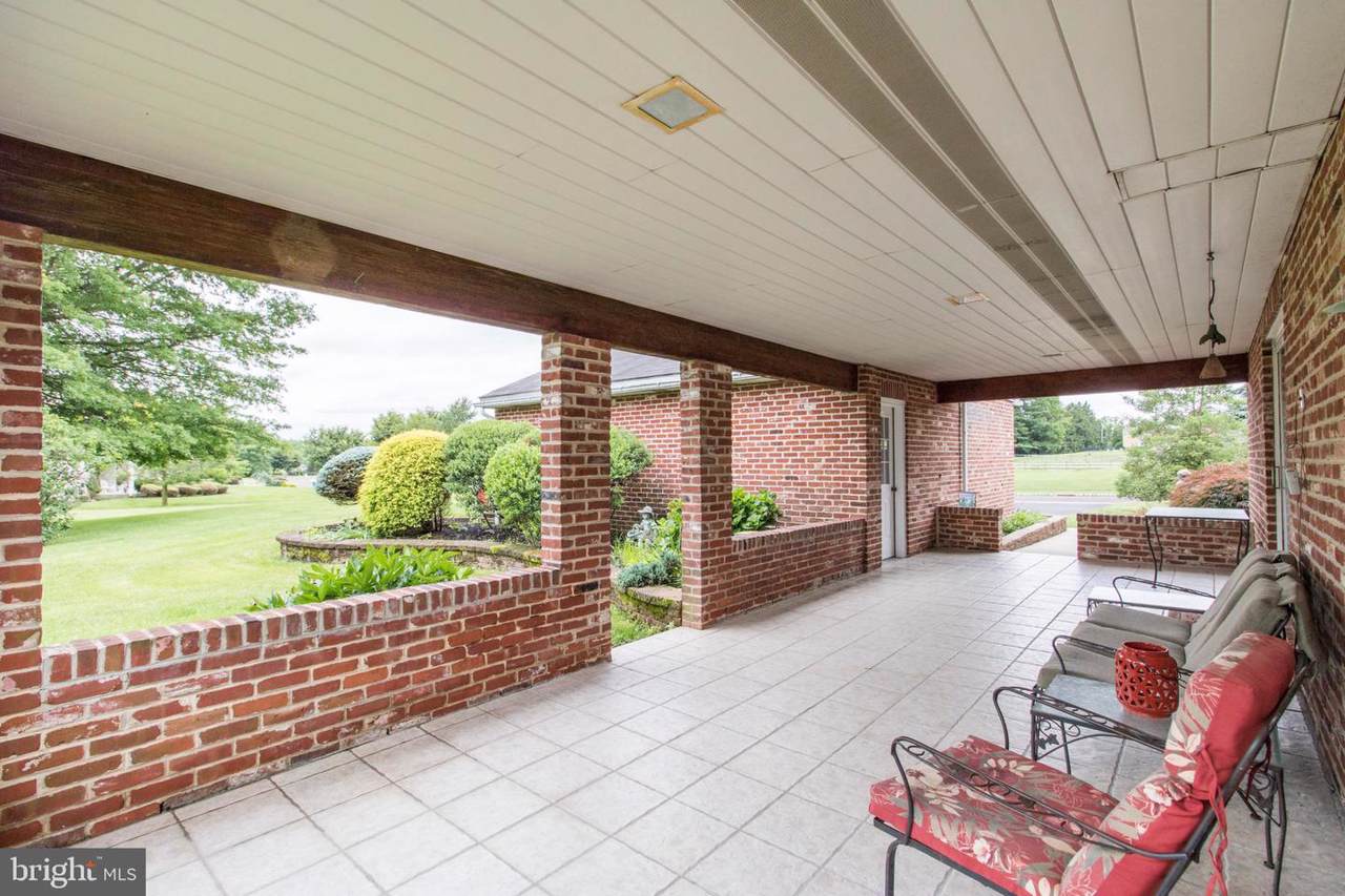 523 Cedar Hill Road - Photo 1