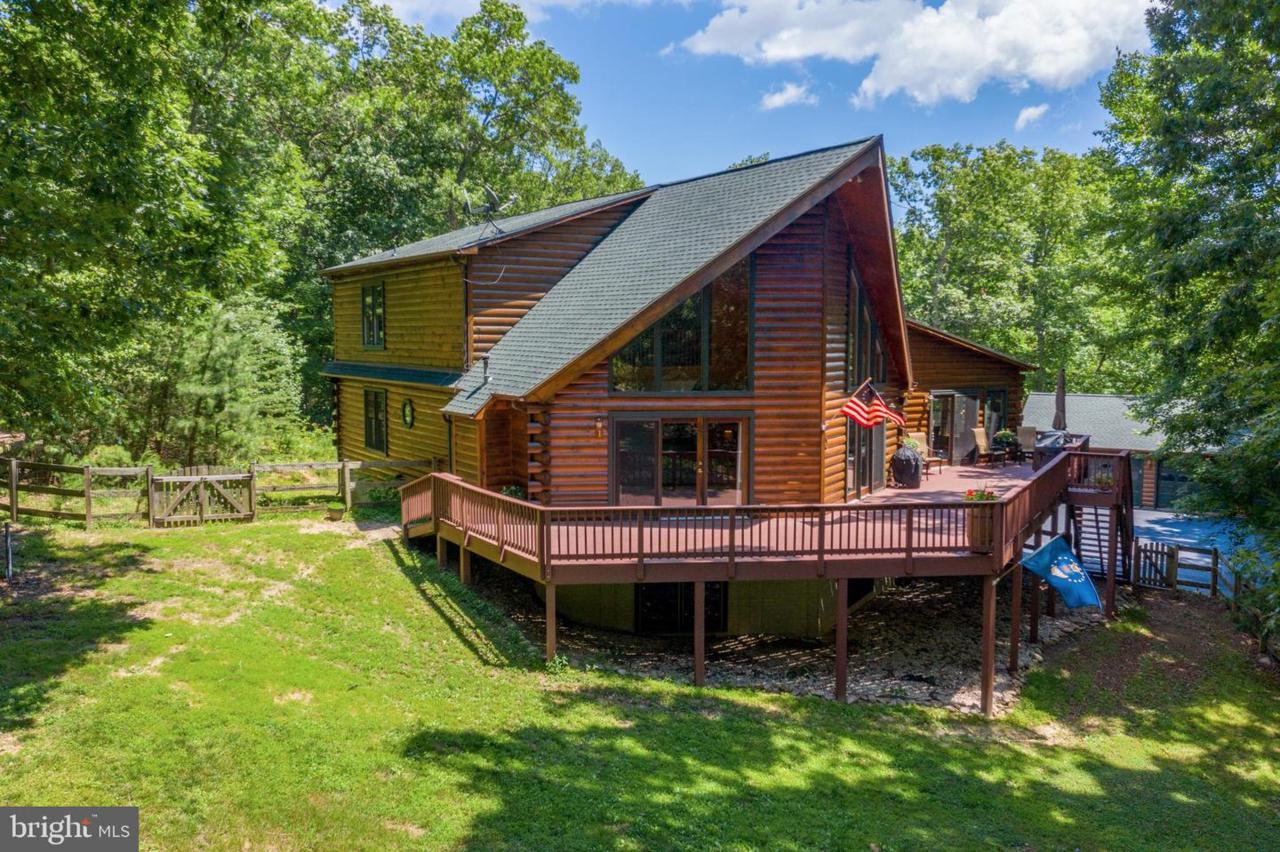 4301 Donna Marie Court - Photo 1