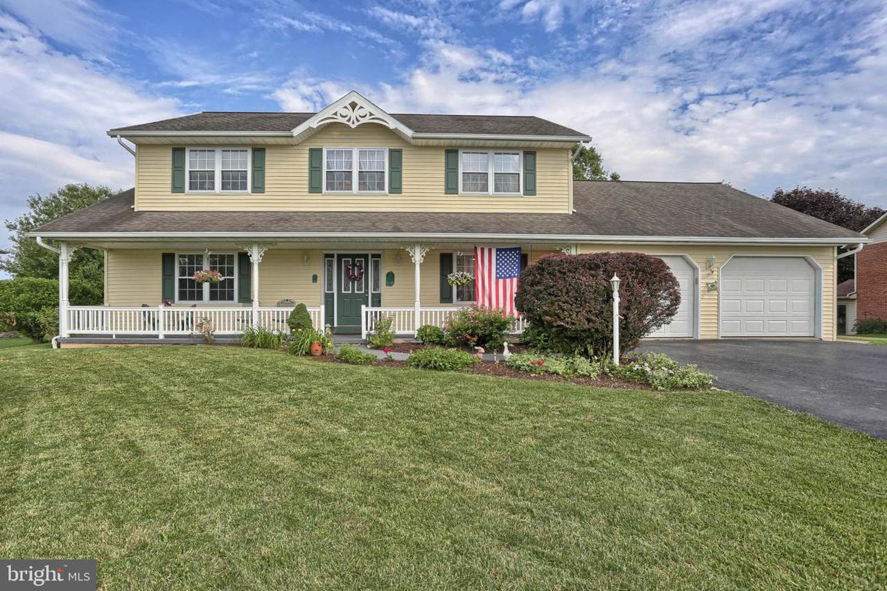 650 Richfield Drive - Photo 1