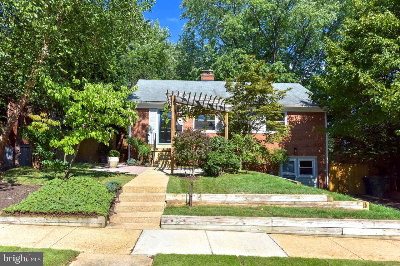 2929 Bryan Street - Photo 1