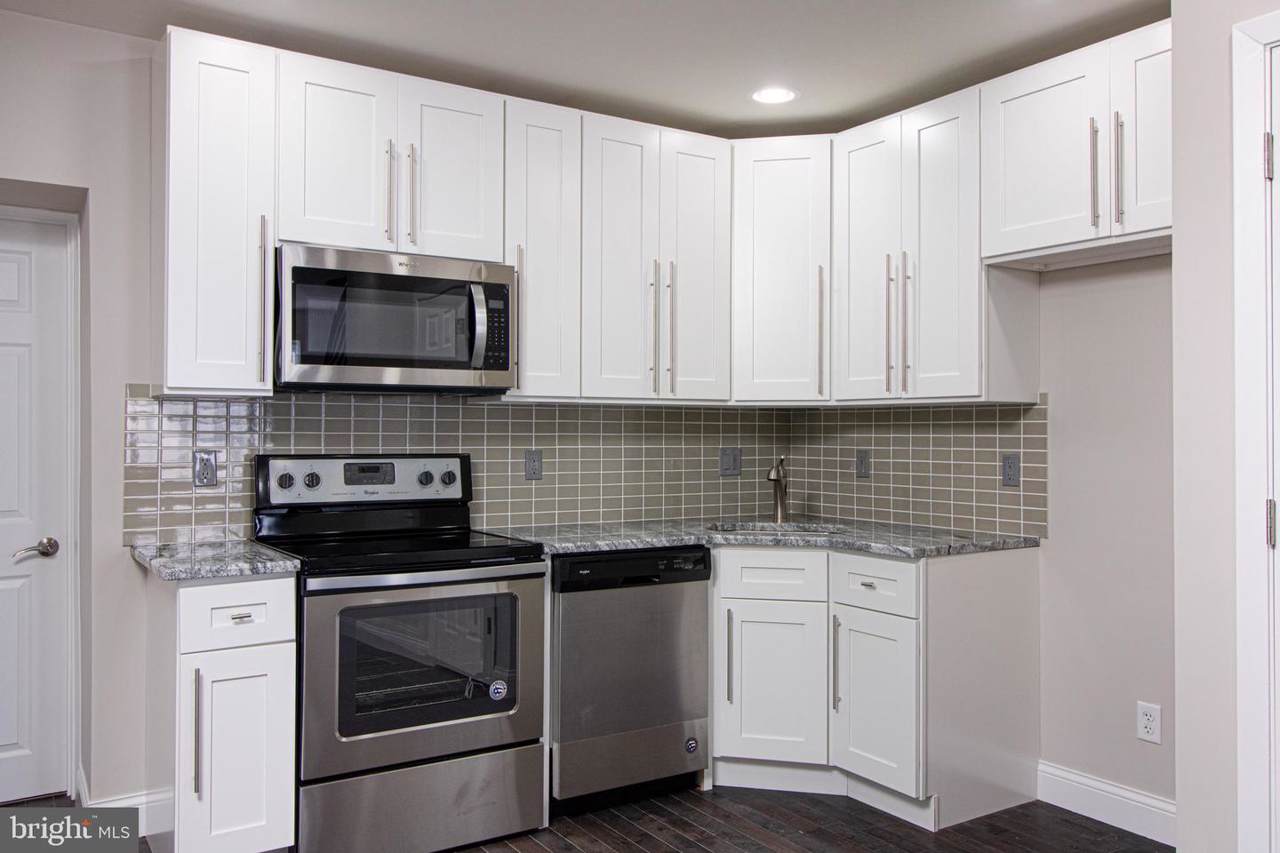 1503 Redfield Street - Photo 1