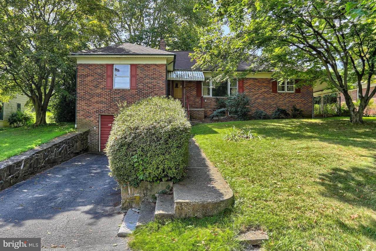 844 Rathton Road - Photo 1