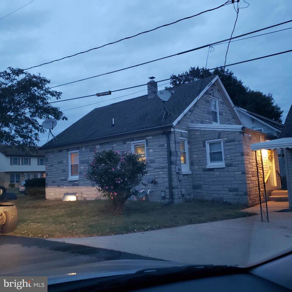 19301 Smallwood Terrace - Photo 1