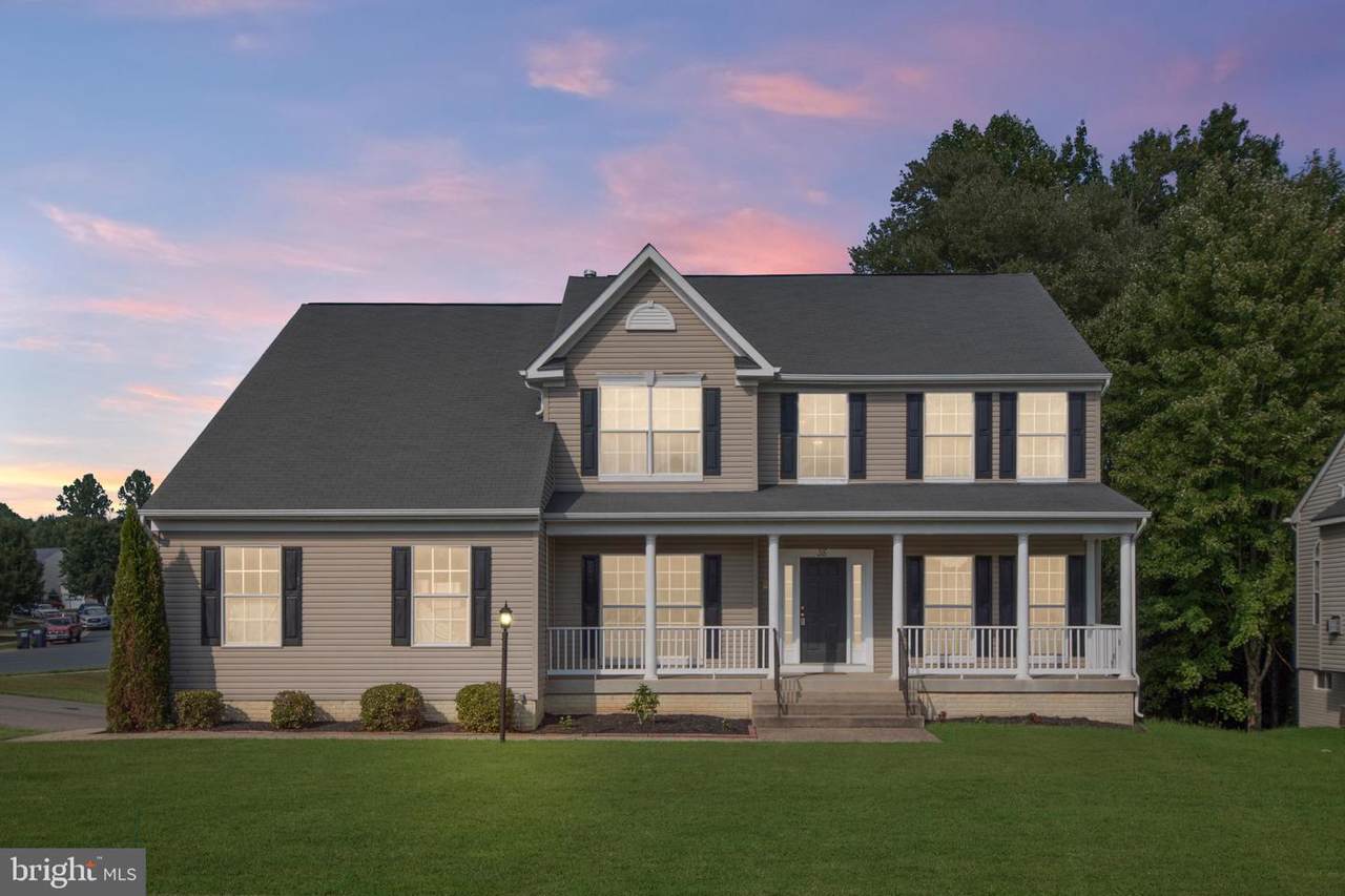 35 Country Manor Drive - Photo 1