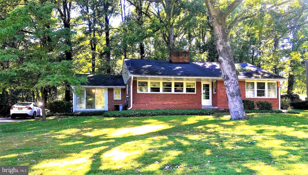 901 Hobbs Drive - Photo 1